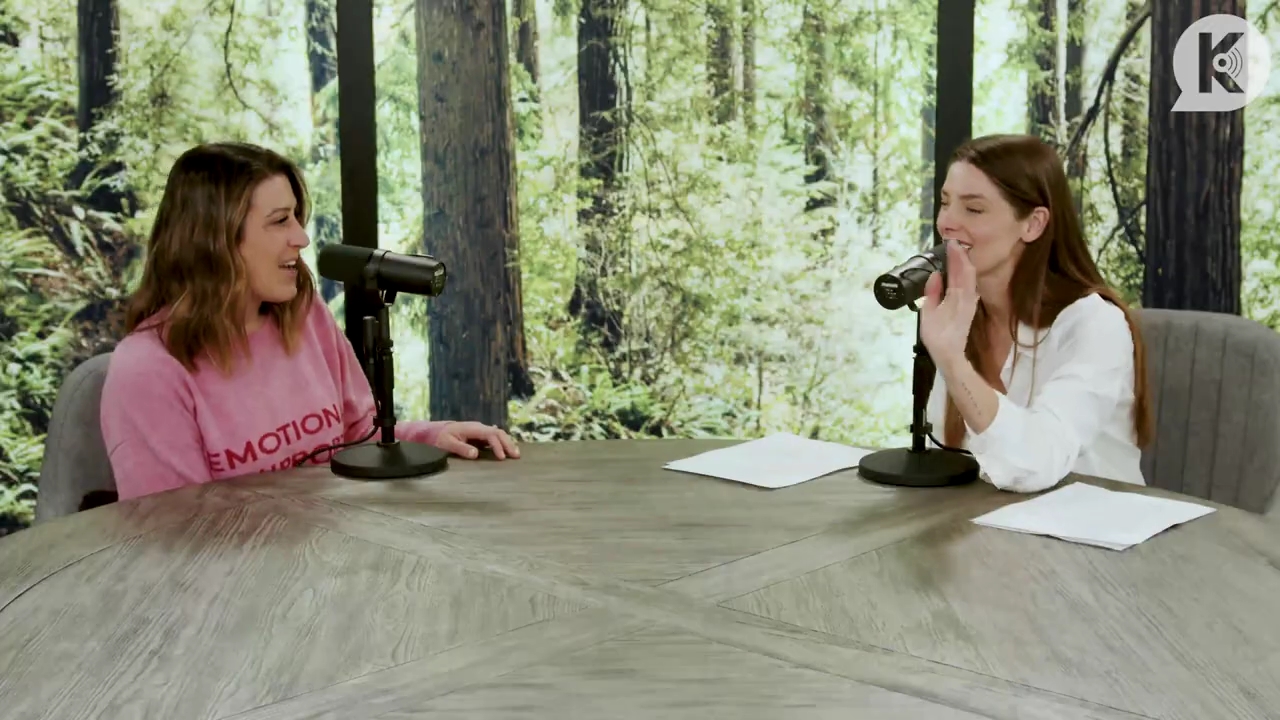 Ashley-Greene-dot-nl_TheTwilightEffect-Episode1TwilightRewatch-Part1of32529.jpg Ashley-Greene-dot-nl_TheTwilightEffect-Episode1TwilightRewatch-Part1of32529.jpg