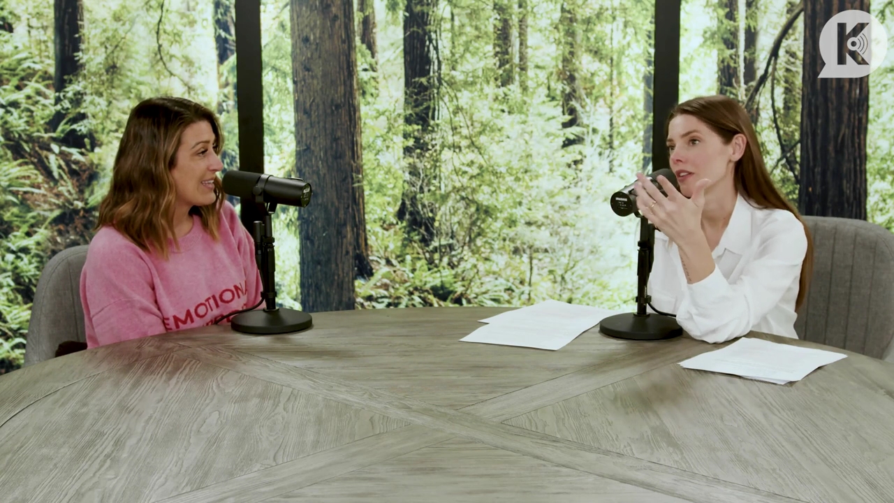 Ashley-Greene-dot-nl_TheTwilightEffect-Episode1TwilightRewatch-Part1of32718.jpg Ashley-Greene-dot-nl_TheTwilightEffect-Episode1TwilightRewatch-Part1of32718.jpg