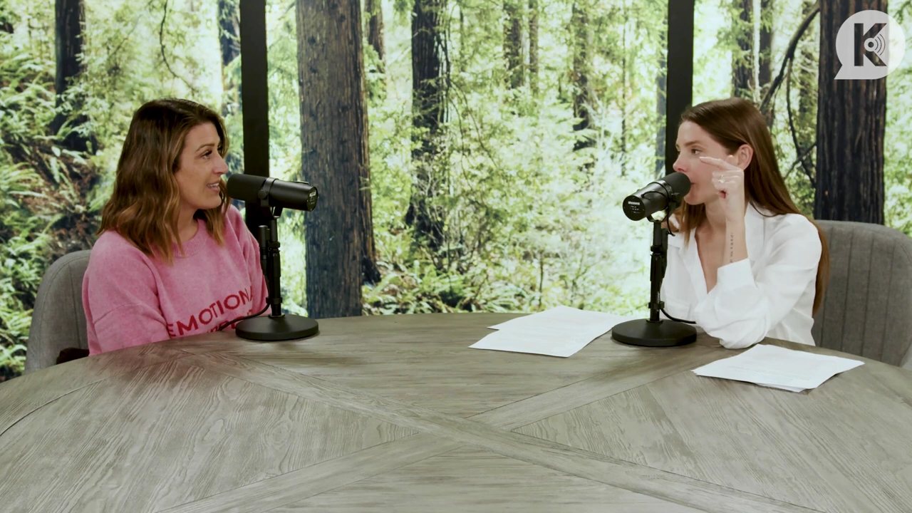 Ashley-Greene-dot-nl_TheTwilightEffect-Episode1TwilightRewatch-Part1of32720.jpg Ashley-Greene-dot-nl_TheTwilightEffect-Episode1TwilightRewatch-Part1of32720.jpg