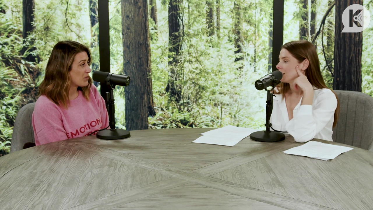 Ashley-Greene-dot-nl_TheTwilightEffect-Episode1TwilightRewatch-Part1of32722.jpg Ashley-Greene-dot-nl_TheTwilightEffect-Episode1TwilightRewatch-Part1of32722.jpg