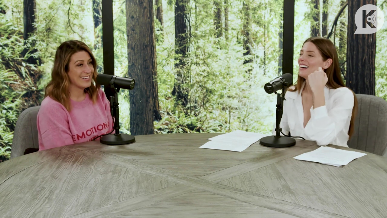 Ashley-Greene-dot-nl_TheTwilightEffect-Episode1TwilightRewatch-Part1of32726.jpg Ashley-Greene-dot-nl_TheTwilightEffect-Episode1TwilightRewatch-Part1of32726.jpg