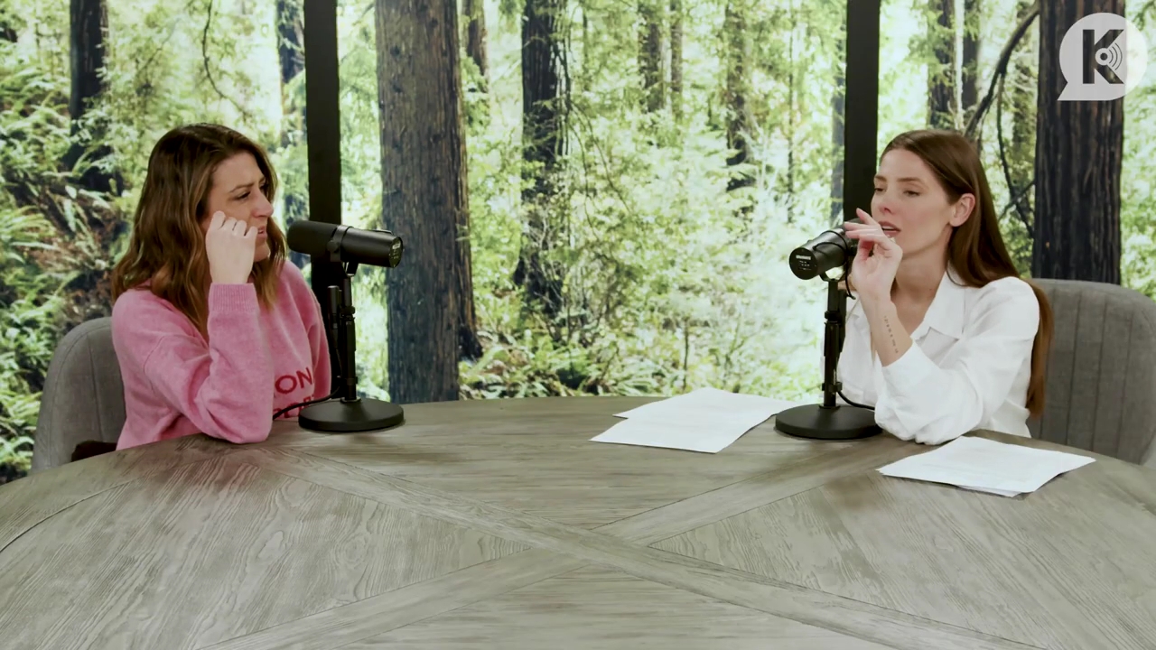 Ashley-Greene-dot-nl_TheTwilightEffect-Episode1TwilightRewatch-Part1of32801.jpg Ashley-Greene-dot-nl_TheTwilightEffect-Episode1TwilightRewatch-Part1of32801.jpg