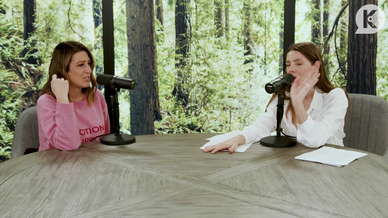 Ashley-Greene-dot-nl_TheTwilightEffect-Episode1TwilightRewatch-Part1of32870.jpg Ashley-Greene-dot-nl_TheTwilightEffect-Episode1TwilightRewatch-Part1of32870.jpg