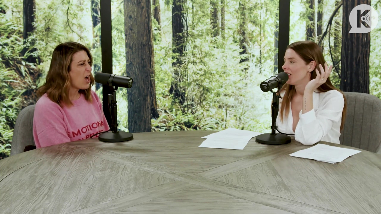 Ashley-Greene-dot-nl_TheTwilightEffect-Episode1TwilightRewatch-Part1of32918.jpg Ashley-Greene-dot-nl_TheTwilightEffect-Episode1TwilightRewatch-Part1of32918.jpg