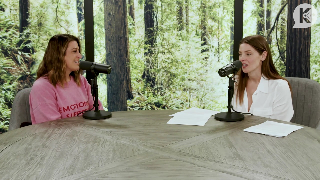 Ashley-Greene-dot-nl_TheTwilightEffect-Episode1TwilightRewatch-Part1of32972.jpg Ashley-Greene-dot-nl_TheTwilightEffect-Episode1TwilightRewatch-Part1of32972.jpg