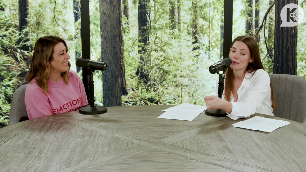 Ashley-Greene-dot-nl_TheTwilightEffect-Episode1TwilightRewatch-Part1of33191.jpg Ashley-Greene-dot-nl_TheTwilightEffect-Episode1TwilightRewatch-Part1of33191.jpg