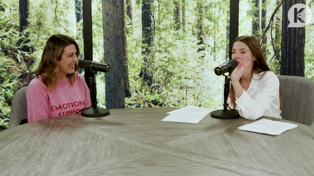 Ashley-Greene-dot-nl_TheTwilightEffect-Episode1TwilightRewatch-Part1of33193.jpg Ashley-Greene-dot-nl_TheTwilightEffect-Episode1TwilightRewatch-Part1of33193.jpg