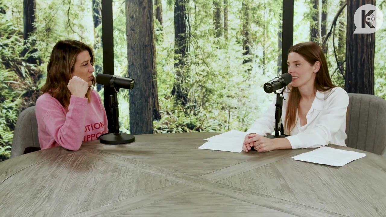 Ashley-Greene-dot-nl_TheTwilightEffect-Episode1TwilightRewatch-Part1of33299.jpg Ashley-Greene-dot-nl_TheTwilightEffect-Episode1TwilightRewatch-Part1of33299.jpg