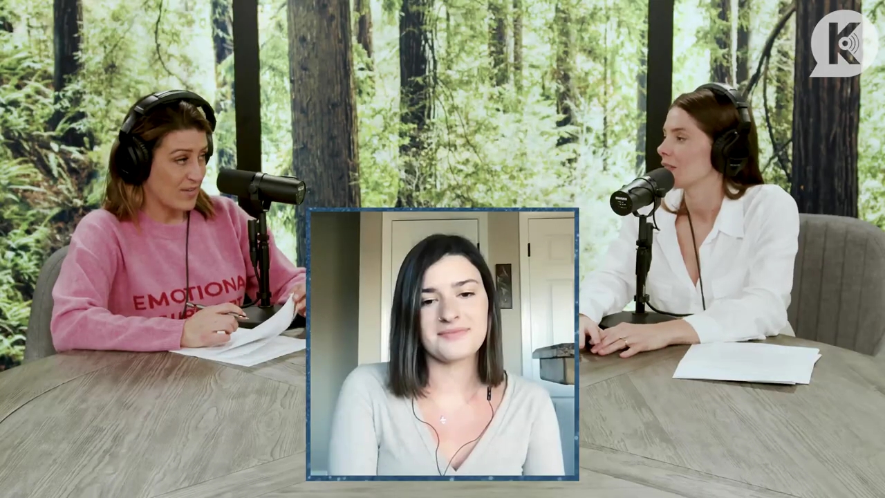 Ashley-Greene-dot-nl_TheTwilightEffect-Episode1TwilightRewatch-Part1of33444.jpg Ashley-Greene-dot-nl_TheTwilightEffect-Episode1TwilightRewatch-Part1of33444.jpg