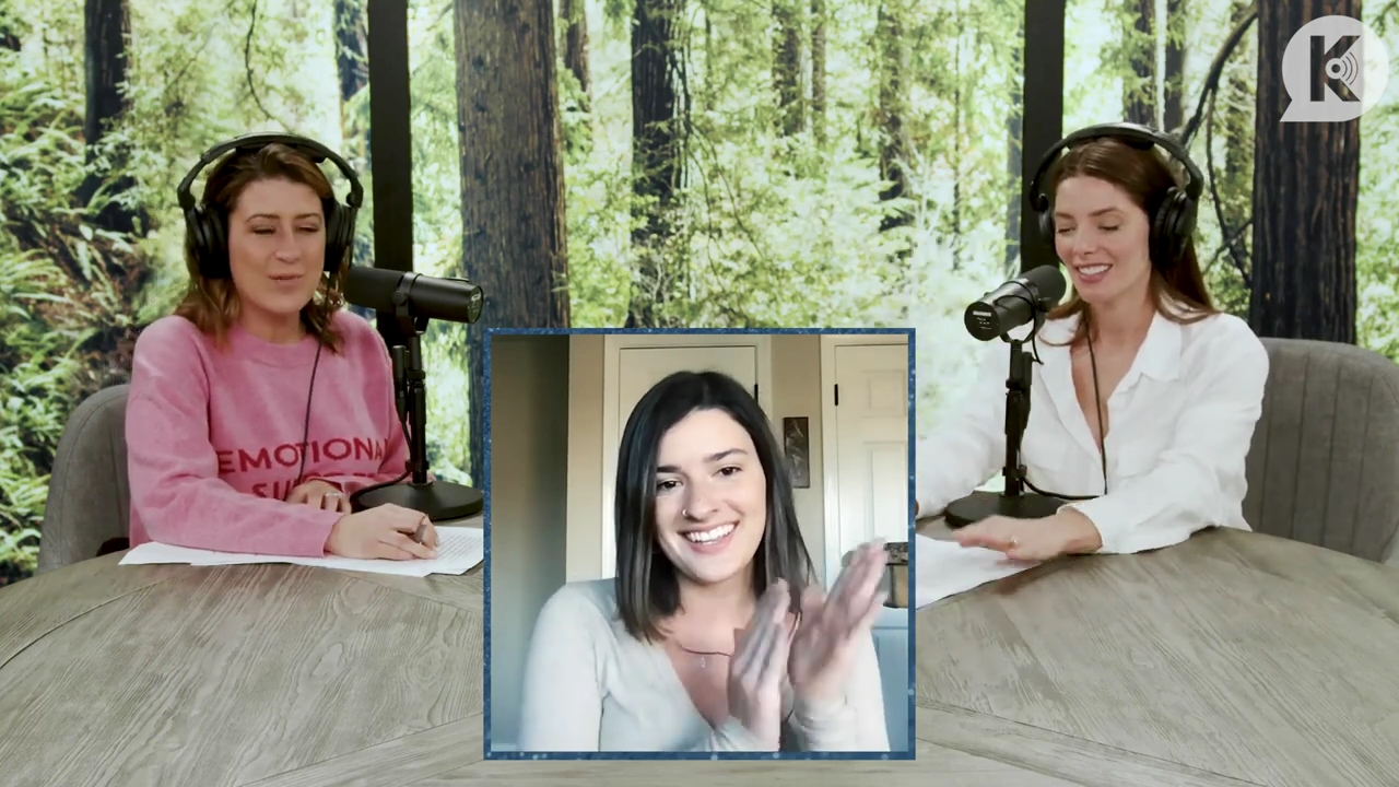 Ashley-Greene-dot-nl_TheTwilightEffect-Episode1TwilightRewatch-Part1of33598.jpg