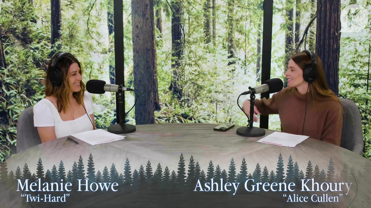 Ashley-Greene-dot-nl_TheTwilightEffectPostcast-Aflevering10MichaelSheen0023.jpg Ashley-Greene-dot-nl_TheTwilightEffectPostcast-Aflevering10MichaelSheen0023.jpg