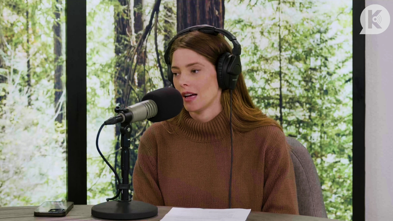 Ashley-Greene-dot-nl_TheTwilightEffectPostcast-Aflevering10MichaelSheen0043.jpg Ashley-Greene-dot-nl_TheTwilightEffectPostcast-Aflevering10MichaelSheen0043.jpg