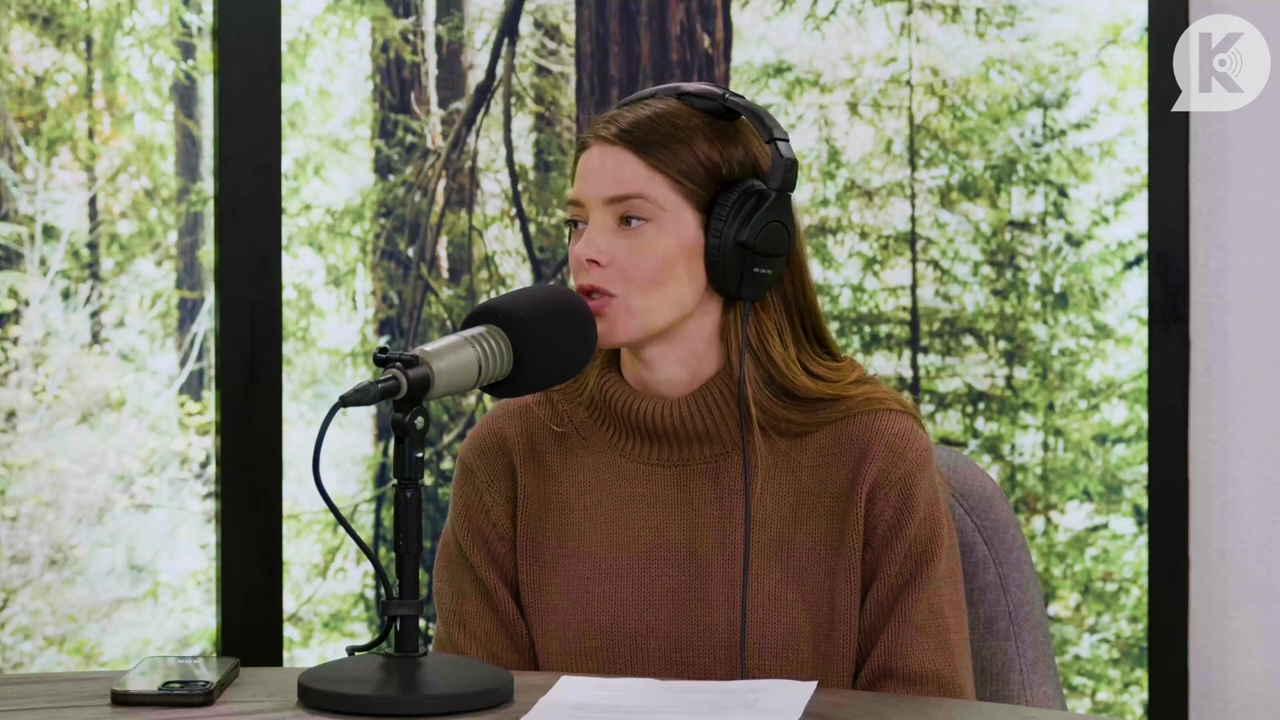 Ashley-Greene-dot-nl_TheTwilightEffectPostcast-Aflevering10MichaelSheen0046.jpg Ashley-Greene-dot-nl_TheTwilightEffectPostcast-Aflevering10MichaelSheen0046.jpg