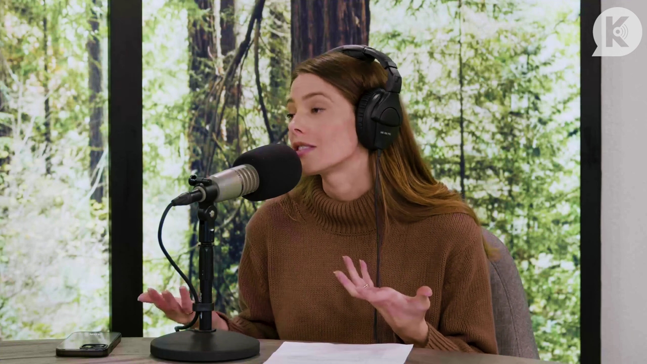 Ashley-Greene-dot-nl_TheTwilightEffectPostcast-Aflevering10MichaelSheen0126.jpg Ashley-Greene-dot-nl_TheTwilightEffectPostcast-Aflevering10MichaelSheen0126.jpg