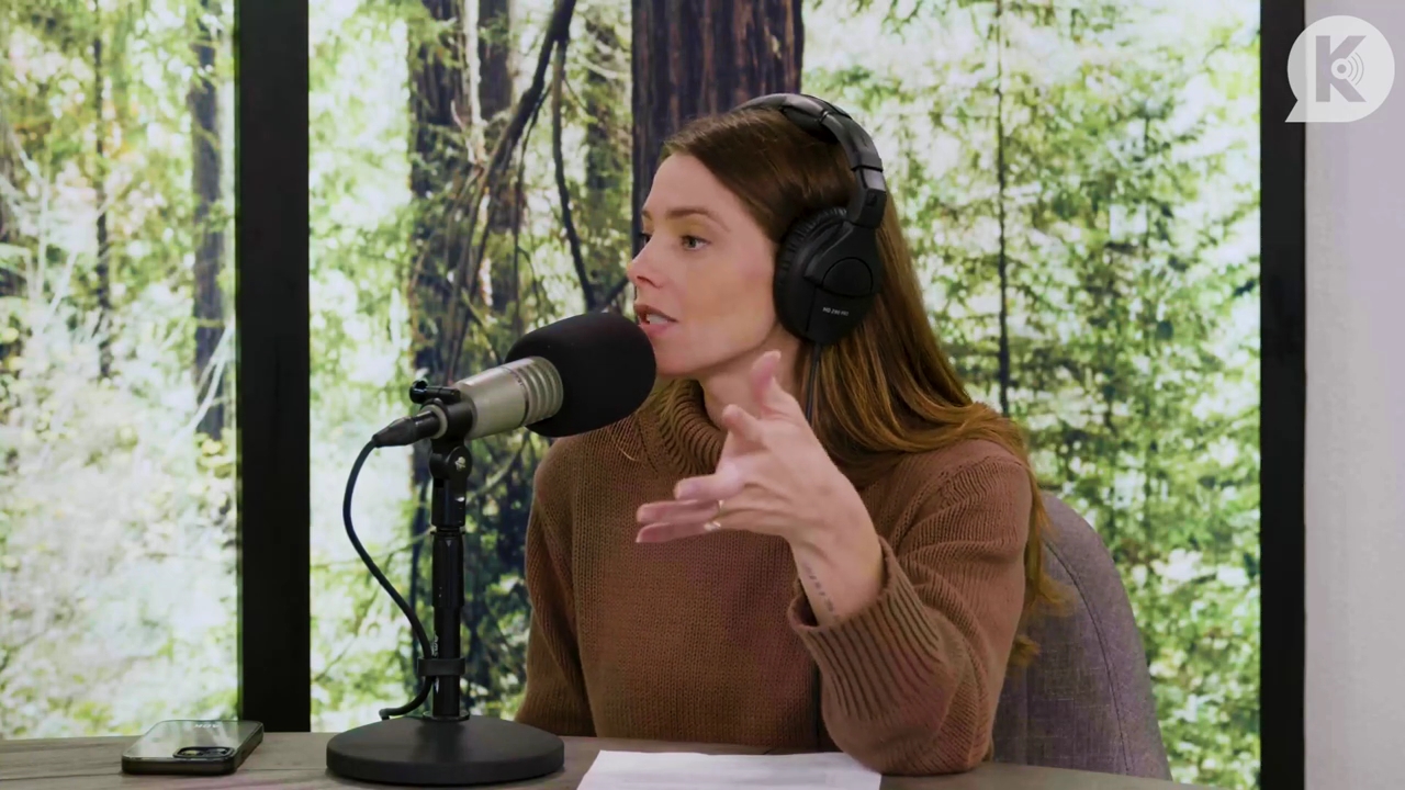 Ashley-Greene-dot-nl_TheTwilightEffectPostcast-Aflevering10MichaelSheen0145.jpg Ashley-Greene-dot-nl_TheTwilightEffectPostcast-Aflevering10MichaelSheen0145.jpg