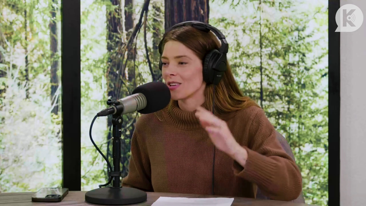 Ashley-Greene-dot-nl_TheTwilightEffectPostcast-Aflevering10MichaelSheen0178.jpg Ashley-Greene-dot-nl_TheTwilightEffectPostcast-Aflevering10MichaelSheen0178.jpg