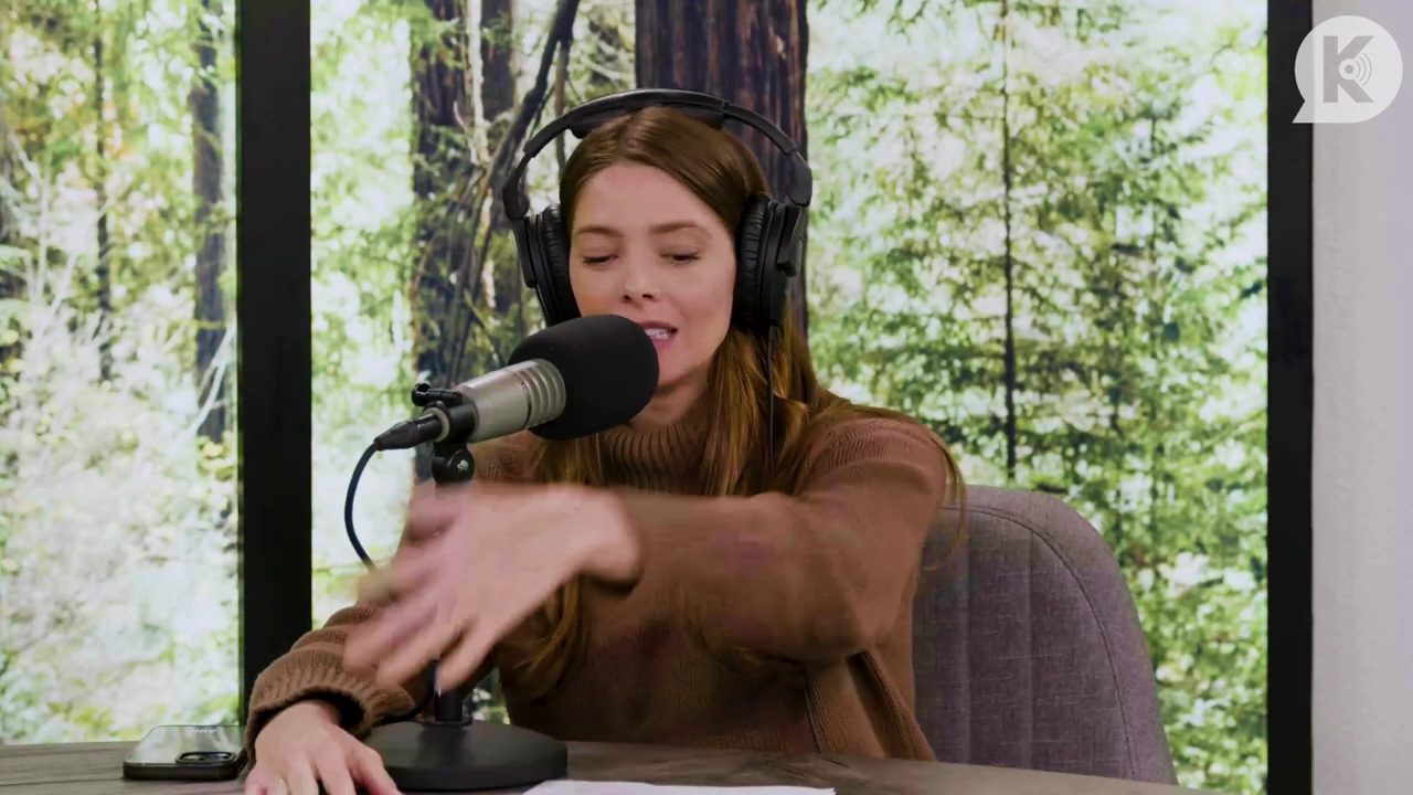 Ashley-Greene-dot-nl_TheTwilightEffectPostcast-Aflevering10MichaelSheen0222.jpg Ashley-Greene-dot-nl_TheTwilightEffectPostcast-Aflevering10MichaelSheen0222.jpg