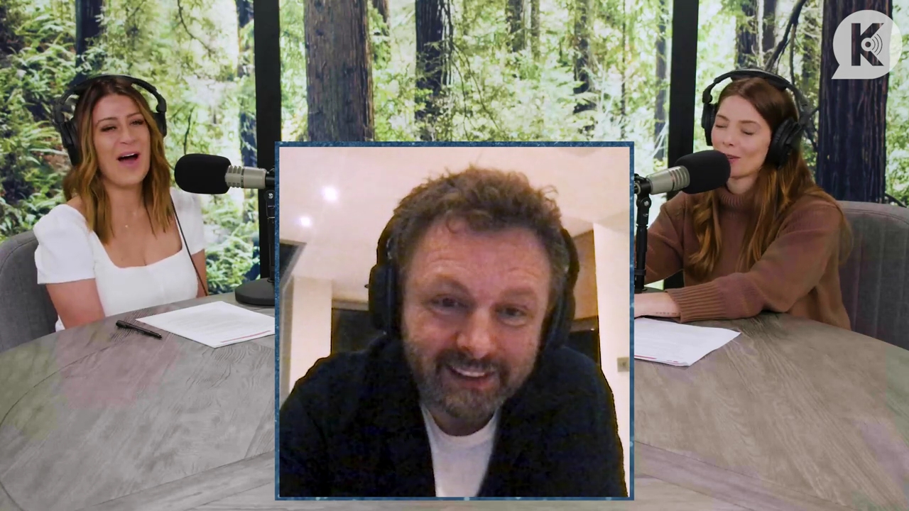 Ashley-Greene-dot-nl_TheTwilightEffectPostcast-Aflevering10MichaelSheen0401.jpg Ashley-Greene-dot-nl_TheTwilightEffectPostcast-Aflevering10MichaelSheen0401.jpg