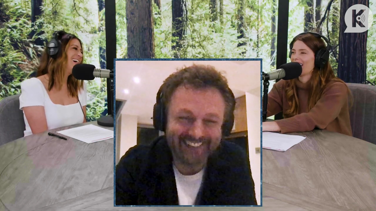 Ashley-Greene-dot-nl_TheTwilightEffectPostcast-Aflevering10MichaelSheen0402.jpg Ashley-Greene-dot-nl_TheTwilightEffectPostcast-Aflevering10MichaelSheen0402.jpg