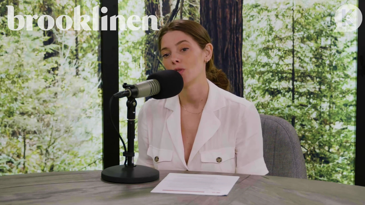 Ashley-Greene-dot-nl_TheTwilightEffectPostcast-Aflevering10MichaelSheen0423.jpg Ashley-Greene-dot-nl_TheTwilightEffectPostcast-Aflevering10MichaelSheen0423.jpg