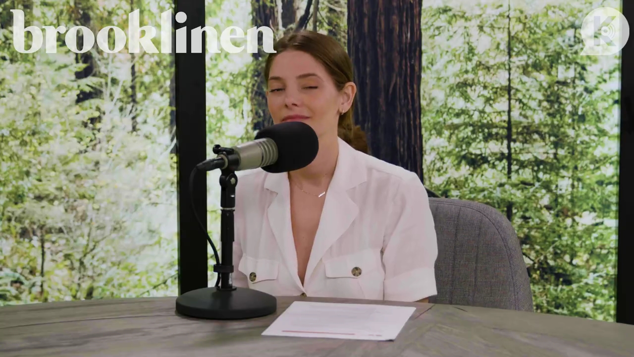 Ashley-Greene-dot-nl_TheTwilightEffectPostcast-Aflevering10MichaelSheen0465.jpg Ashley-Greene-dot-nl_TheTwilightEffectPostcast-Aflevering10MichaelSheen0465.jpg