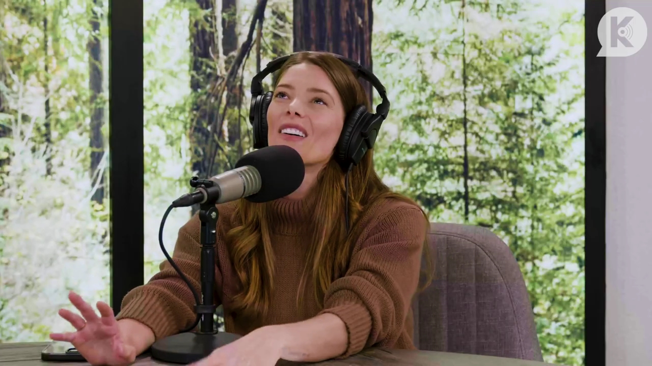 Ashley-Greene-dot-nl_TheTwilightEffectPostcast-Aflevering10MichaelSheen0656.jpg Ashley-Greene-dot-nl_TheTwilightEffectPostcast-Aflevering10MichaelSheen0656.jpg