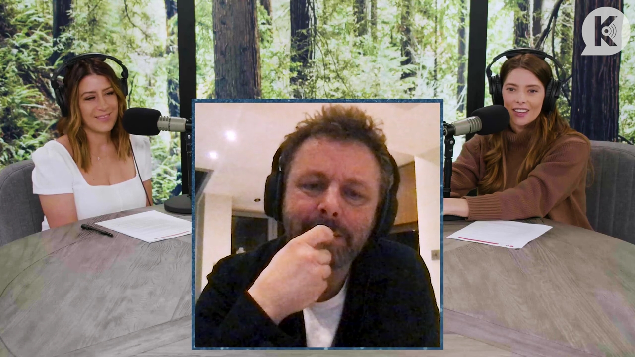 Ashley-Greene-dot-nl_TheTwilightEffectPostcast-Aflevering10MichaelSheen1060.jpg Ashley-Greene-dot-nl_TheTwilightEffectPostcast-Aflevering10MichaelSheen1060.jpg