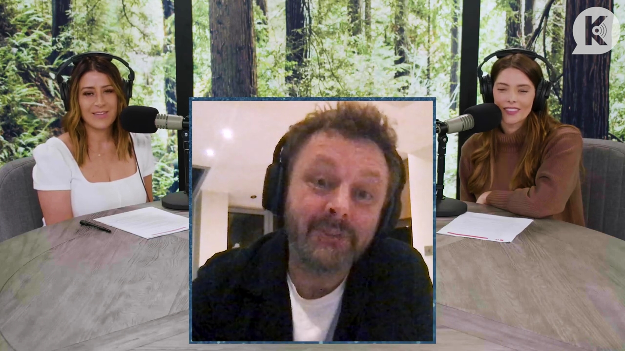 Ashley-Greene-dot-nl_TheTwilightEffectPostcast-Aflevering10MichaelSheen1218.jpg Ashley-Greene-dot-nl_TheTwilightEffectPostcast-Aflevering10MichaelSheen1218.jpg