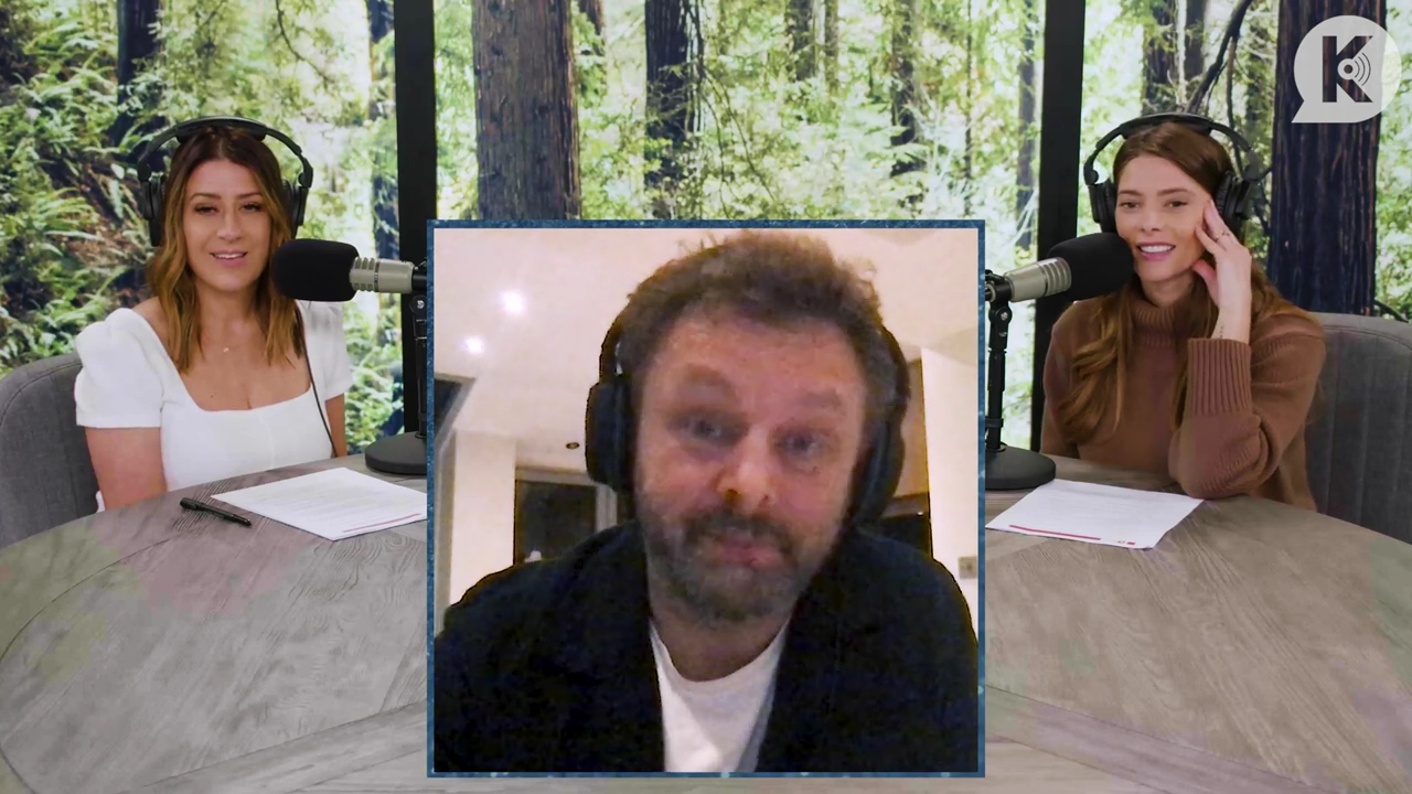 Ashley-Greene-dot-nl_TheTwilightEffectPostcast-Aflevering10MichaelSheen1222.jpg Ashley-Greene-dot-nl_TheTwilightEffectPostcast-Aflevering10MichaelSheen1222.jpg