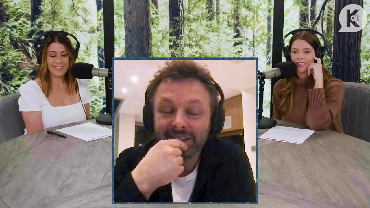 Ashley-Greene-dot-nl_TheTwilightEffectPostcast-Aflevering10MichaelSheen1243.jpg Ashley-Greene-dot-nl_TheTwilightEffectPostcast-Aflevering10MichaelSheen1243.jpg