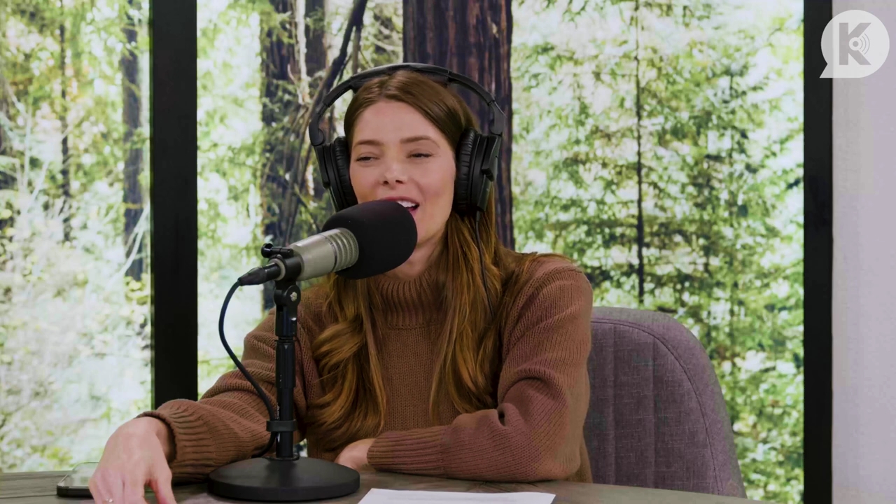 Ashley-Greene-dot-nl_TheTwilightEffectPostcast-Aflevering10MichaelSheen1383.jpg Ashley-Greene-dot-nl_TheTwilightEffectPostcast-Aflevering10MichaelSheen1383.jpg