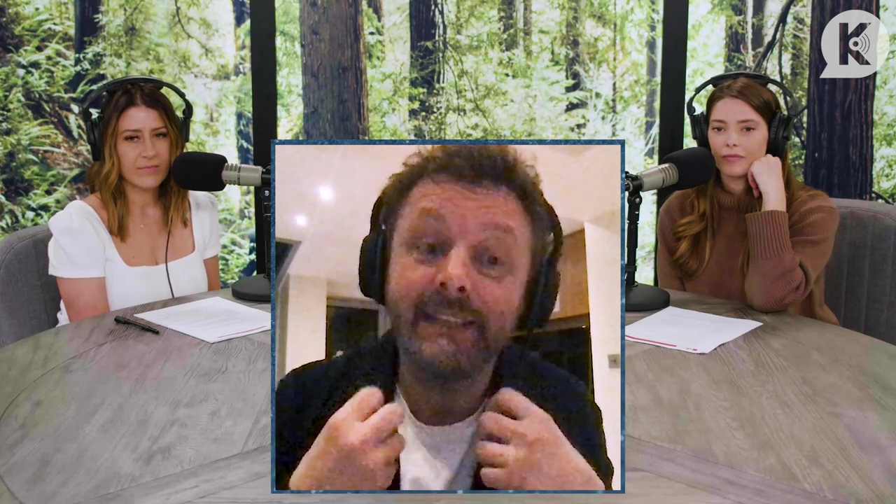 Ashley-Greene-dot-nl_TheTwilightEffectPostcast-Aflevering10MichaelSheen1533.jpg Ashley-Greene-dot-nl_TheTwilightEffectPostcast-Aflevering10MichaelSheen1533.jpg