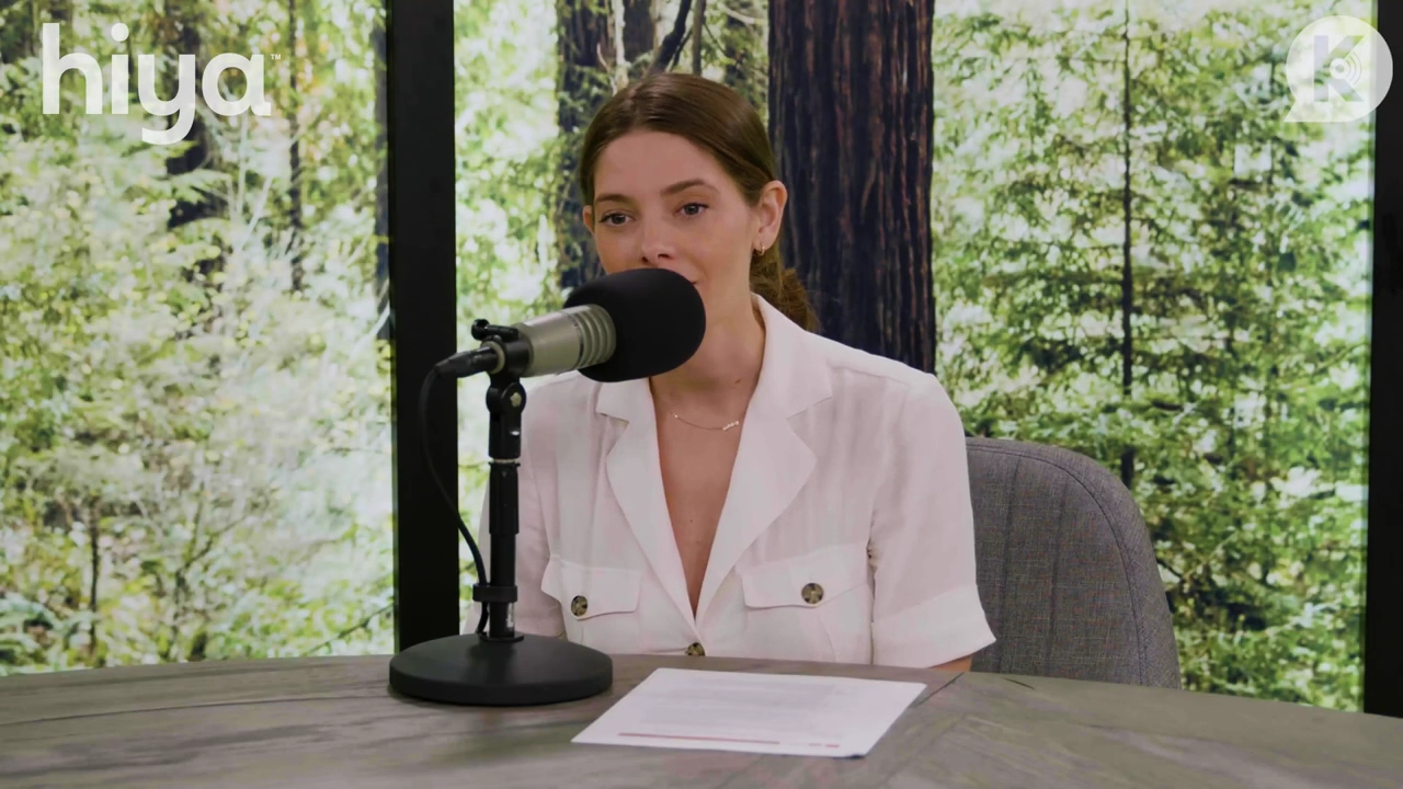 Ashley-Greene-dot-nl_TheTwilightEffectPostcast-Aflevering10MichaelSheen1669.jpg Ashley-Greene-dot-nl_TheTwilightEffectPostcast-Aflevering10MichaelSheen1669.jpg