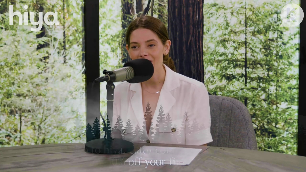 Ashley-Greene-dot-nl_TheTwilightEffectPostcast-Aflevering10MichaelSheen1697.jpg Ashley-Greene-dot-nl_TheTwilightEffectPostcast-Aflevering10MichaelSheen1697.jpg