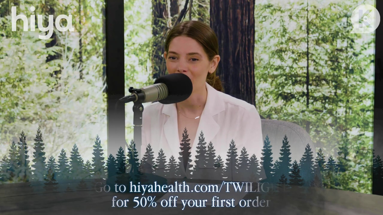 Ashley-Greene-dot-nl_TheTwilightEffectPostcast-Aflevering10MichaelSheen1698.jpg Ashley-Greene-dot-nl_TheTwilightEffectPostcast-Aflevering10MichaelSheen1698.jpg