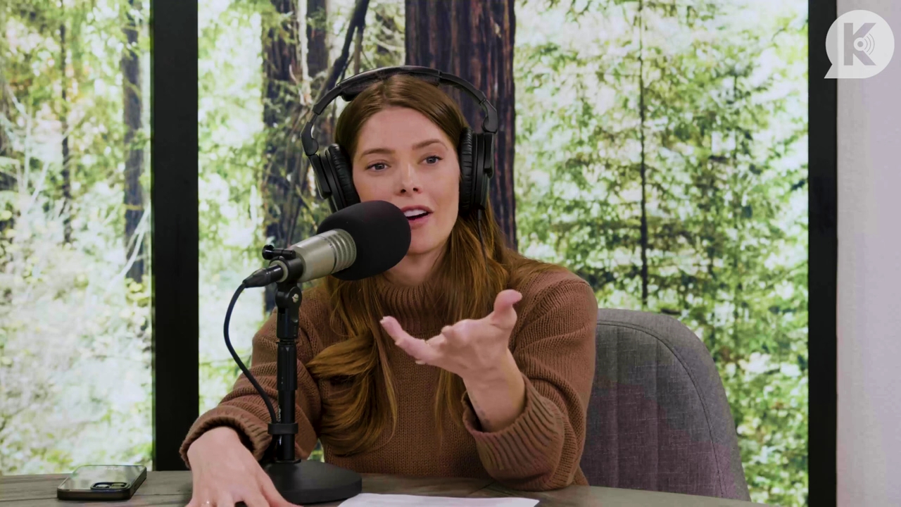 Ashley-Greene-dot-nl_TheTwilightEffectPostcast-Aflevering10MichaelSheen1769.jpg Ashley-Greene-dot-nl_TheTwilightEffectPostcast-Aflevering10MichaelSheen1769.jpg