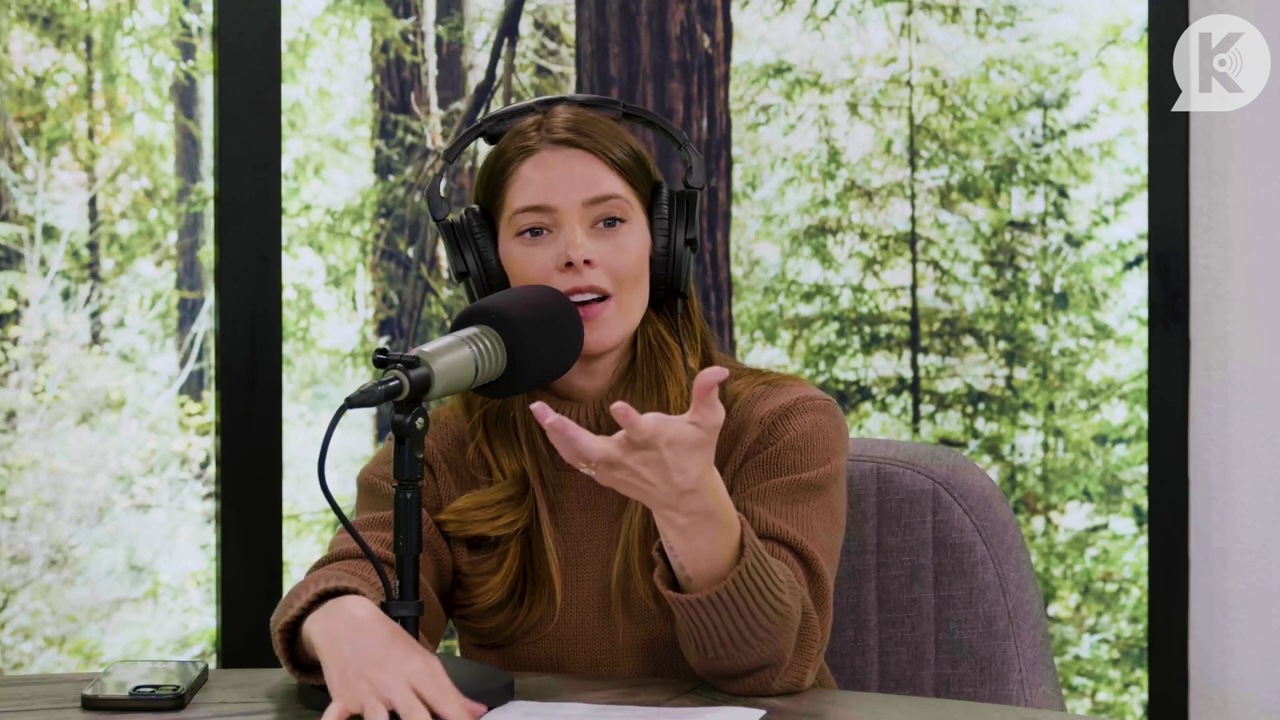 Ashley-Greene-dot-nl_TheTwilightEffectPostcast-Aflevering10MichaelSheen1770.jpg
