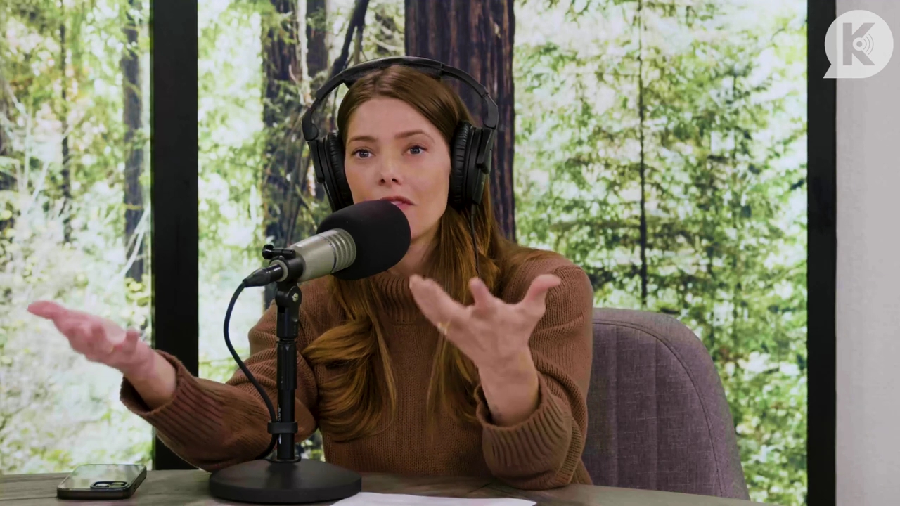 Ashley-Greene-dot-nl_TheTwilightEffectPostcast-Aflevering10MichaelSheen1779.jpg Ashley-Greene-dot-nl_TheTwilightEffectPostcast-Aflevering10MichaelSheen1779.jpg