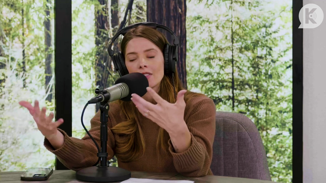 Ashley-Greene-dot-nl_TheTwilightEffectPostcast-Aflevering10MichaelSheen1781.jpg Ashley-Greene-dot-nl_TheTwilightEffectPostcast-Aflevering10MichaelSheen1781.jpg