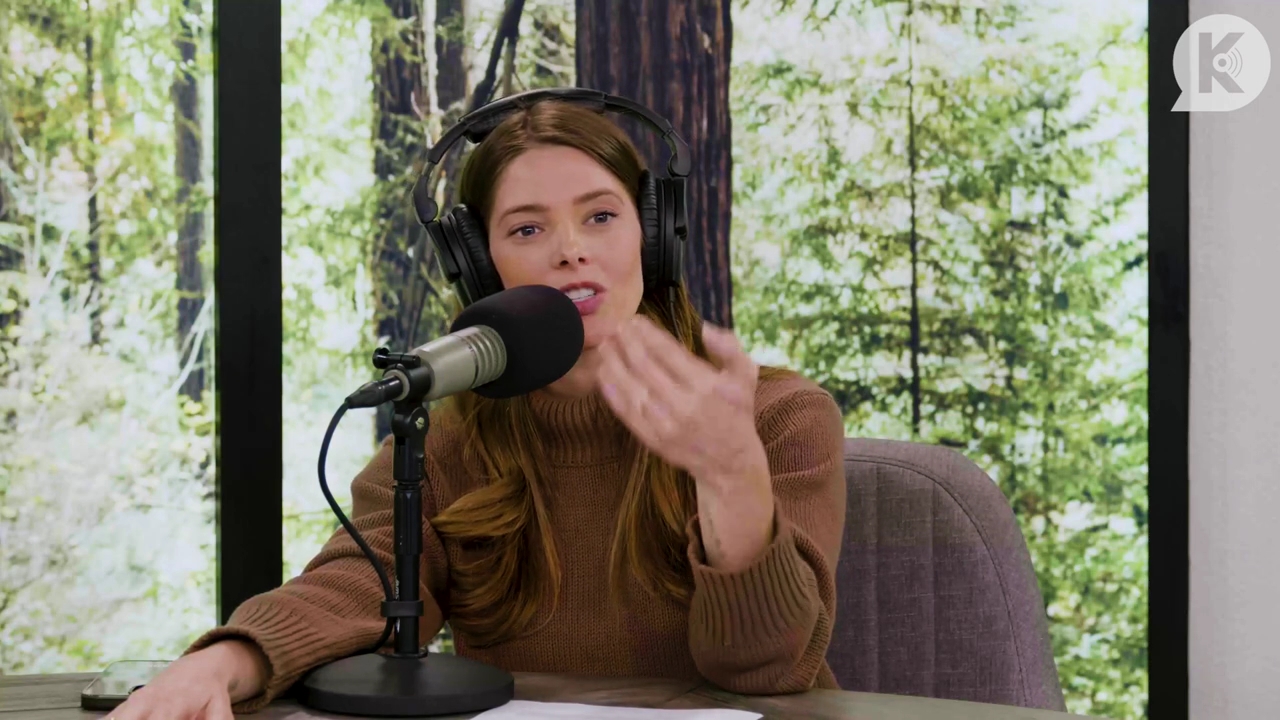 Ashley-Greene-dot-nl_TheTwilightEffectPostcast-Aflevering10MichaelSheen1792.jpg Ashley-Greene-dot-nl_TheTwilightEffectPostcast-Aflevering10MichaelSheen1792.jpg