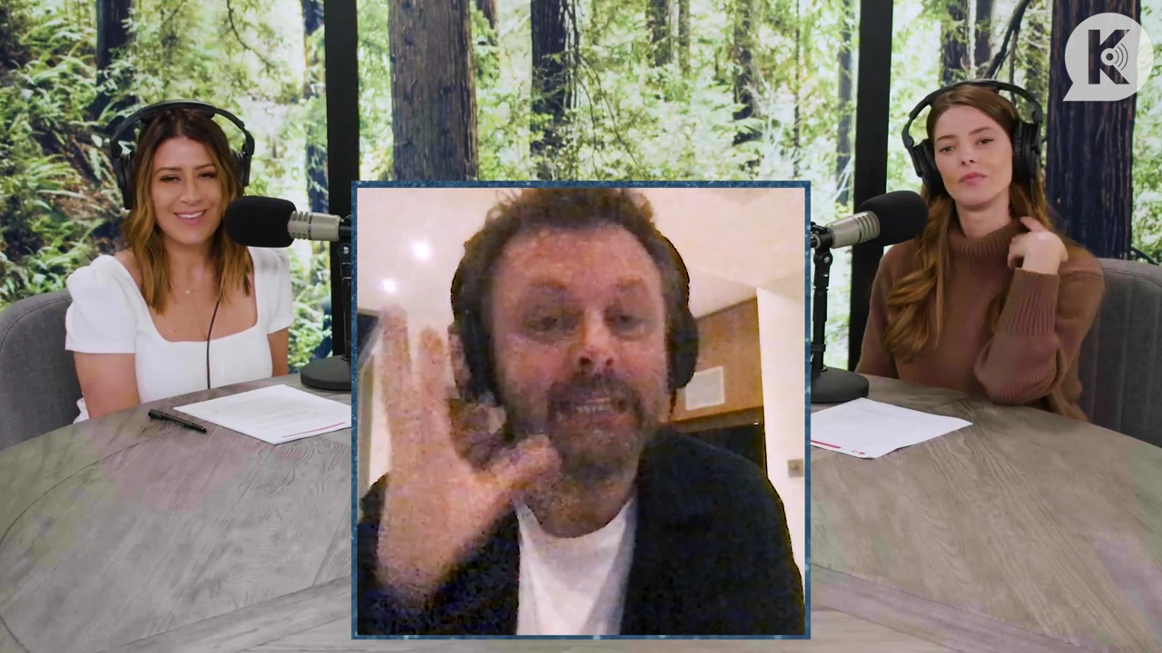 Ashley-Greene-dot-nl_TheTwilightEffectPostcast-Aflevering10MichaelSheen1991.jpg Ashley-Greene-dot-nl_TheTwilightEffectPostcast-Aflevering10MichaelSheen1991.jpg