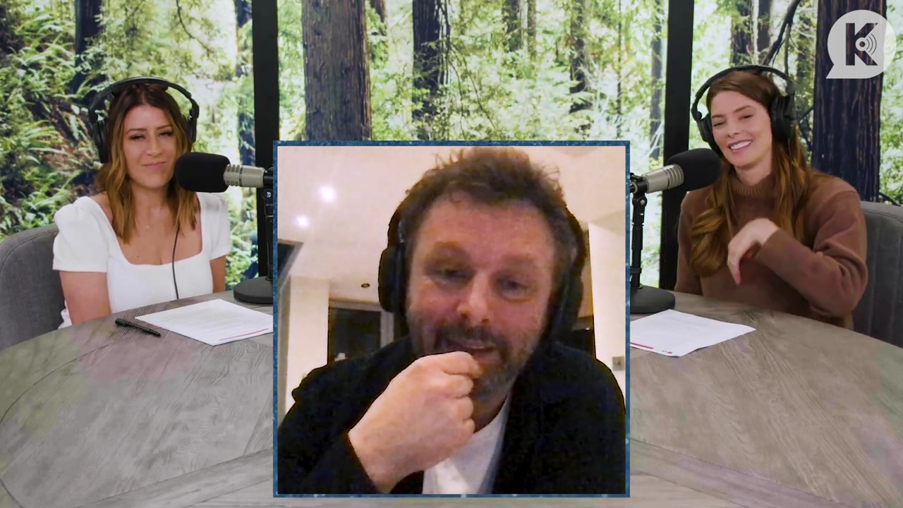 Ashley-Greene-dot-nl_TheTwilightEffectPostcast-Aflevering10MichaelSheen2012.jpg Ashley-Greene-dot-nl_TheTwilightEffectPostcast-Aflevering10MichaelSheen2012.jpg