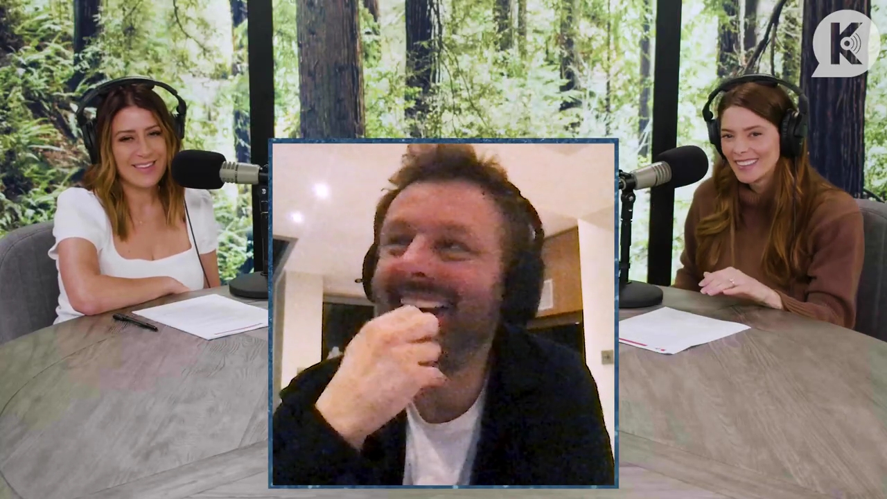 Ashley-Greene-dot-nl_TheTwilightEffectPostcast-Aflevering10MichaelSheen2149.jpg Ashley-Greene-dot-nl_TheTwilightEffectPostcast-Aflevering10MichaelSheen2149.jpg