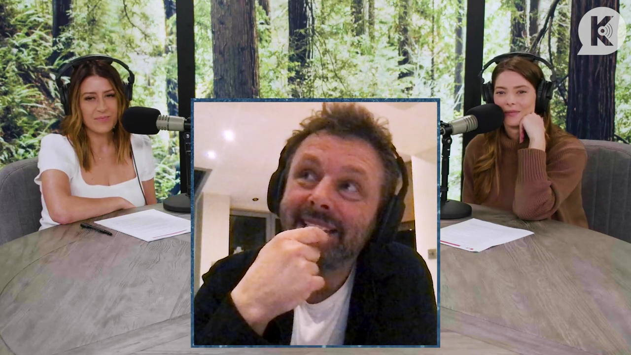 Ashley-Greene-dot-nl_TheTwilightEffectPostcast-Aflevering10MichaelSheen2154.jpg Ashley-Greene-dot-nl_TheTwilightEffectPostcast-Aflevering10MichaelSheen2154.jpg