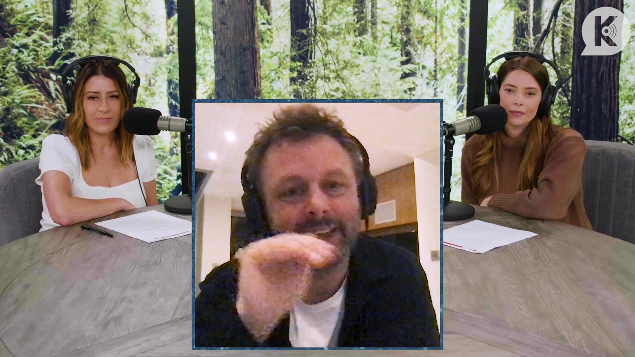 Ashley-Greene-dot-nl_TheTwilightEffectPostcast-Aflevering10MichaelSheen2166.jpg Ashley-Greene-dot-nl_TheTwilightEffectPostcast-Aflevering10MichaelSheen2166.jpg