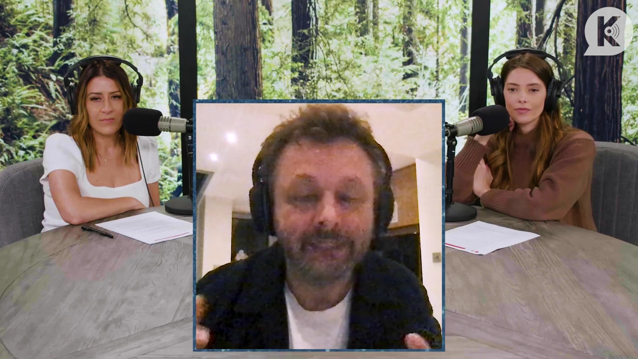 Ashley-Greene-dot-nl_TheTwilightEffectPostcast-Aflevering10MichaelSheen2304.jpg Ashley-Greene-dot-nl_TheTwilightEffectPostcast-Aflevering10MichaelSheen2304.jpg