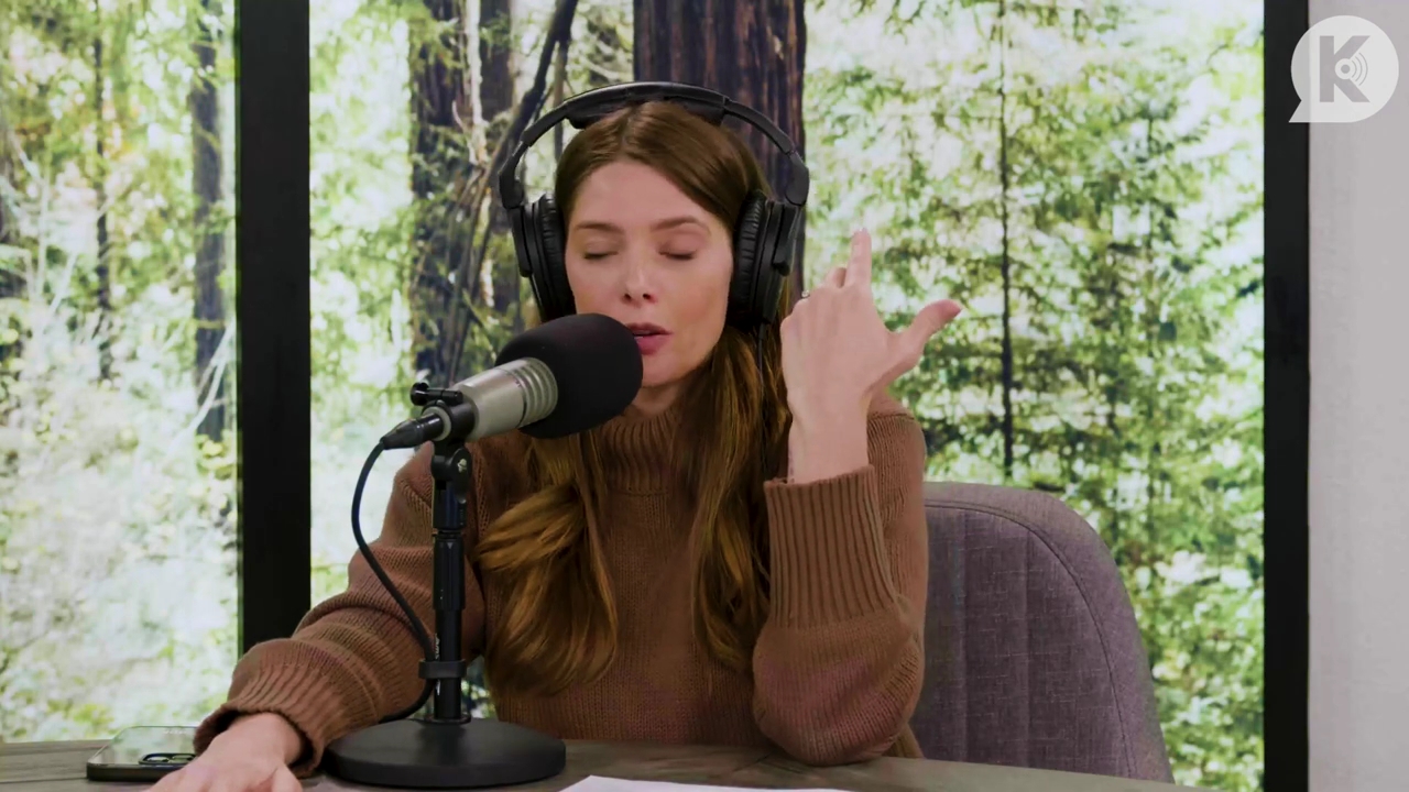 Ashley-Greene-dot-nl_TheTwilightEffectPostcast-Aflevering10MichaelSheen2386.jpg Ashley-Greene-dot-nl_TheTwilightEffectPostcast-Aflevering10MichaelSheen2386.jpg