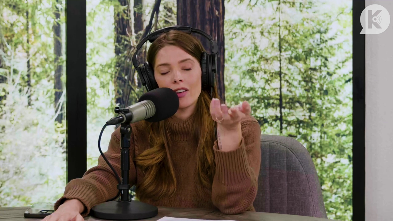 Ashley-Greene-dot-nl_TheTwilightEffectPostcast-Aflevering10MichaelSheen2391.jpg Ashley-Greene-dot-nl_TheTwilightEffectPostcast-Aflevering10MichaelSheen2391.jpg