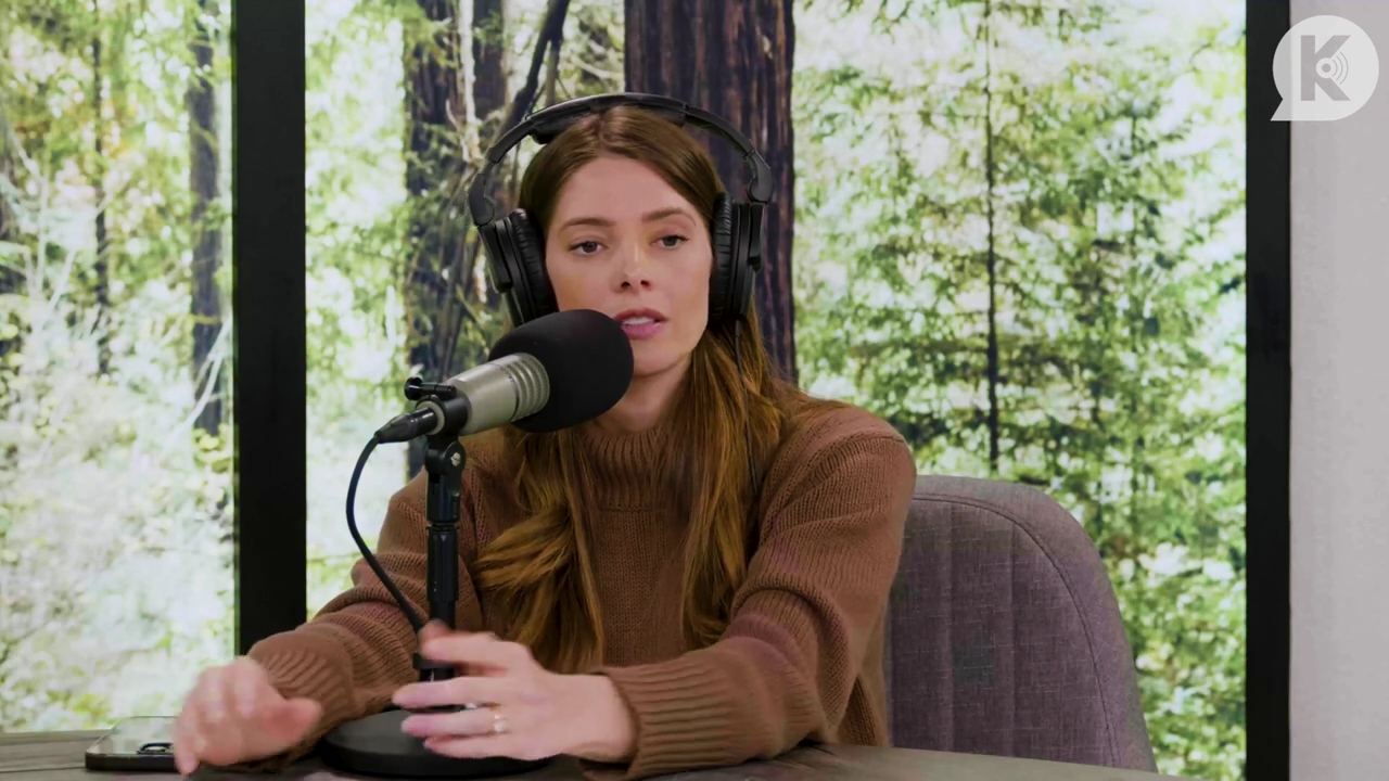 Ashley-Greene-dot-nl_TheTwilightEffectPostcast-Aflevering10MichaelSheen2512.jpg Ashley-Greene-dot-nl_TheTwilightEffectPostcast-Aflevering10MichaelSheen2512.jpg