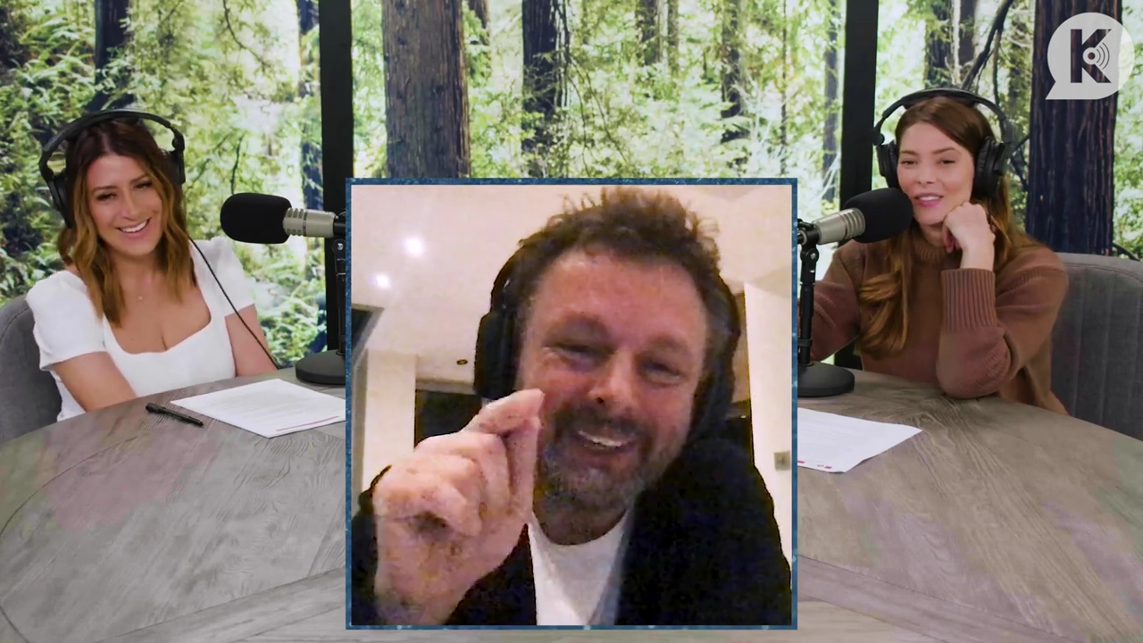 Ashley-Greene-dot-nl_TheTwilightEffectPostcast-Aflevering10MichaelSheen2734.jpg Ashley-Greene-dot-nl_TheTwilightEffectPostcast-Aflevering10MichaelSheen2734.jpg